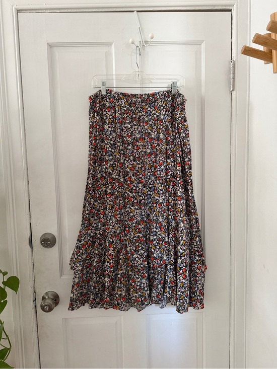 Rebecca Minkoff Dresses & Skirts - Rebecca Minkoff Black Floral Tiered Maxi Skirt